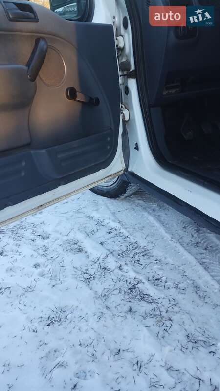 Минивэн Ford Transit Connect 2006 в Ичне