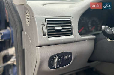 Минивэн Ford Transit Connect 2003 в 