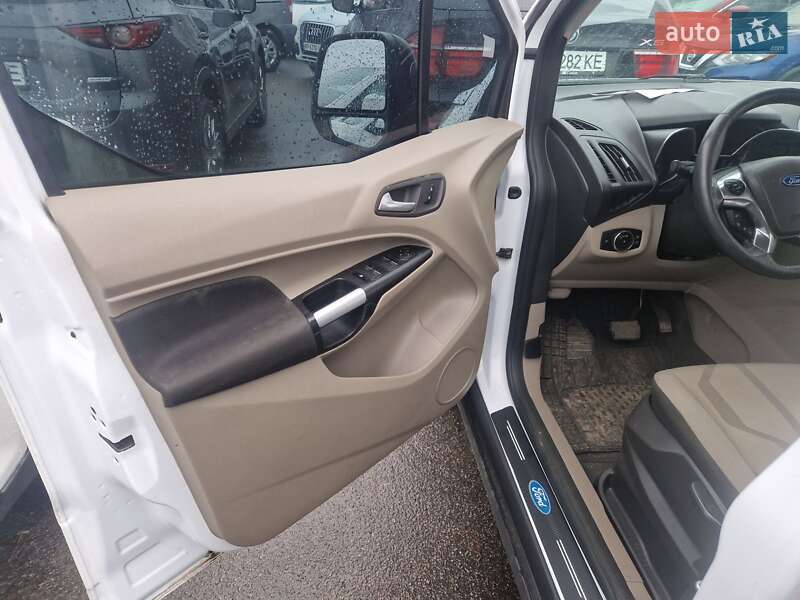 Мінівен Ford Transit Connect 2015 в Запоріжжі
