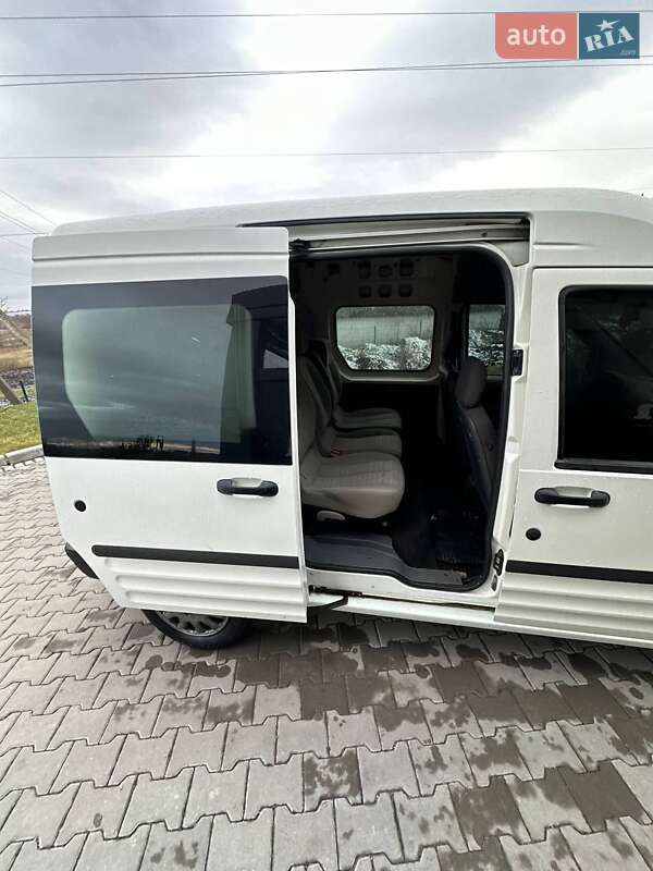 Минивэн Ford Transit Connect 2006 в Шумске