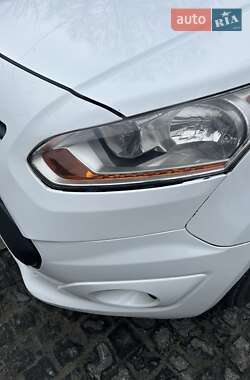 Вантажний фургон Ford Transit Connect 2016 в Кременчуці