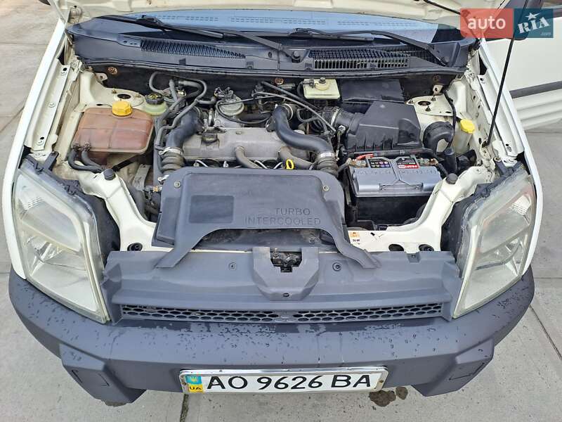 Минивэн Ford Transit Connect 2003 в Виноградове фото 8 Минивэн Ford Transit Connect 2003 в Виноградове