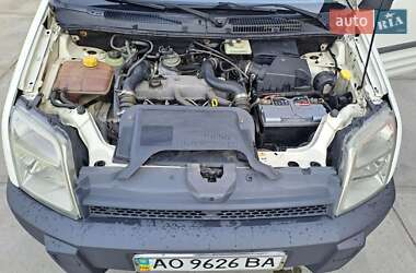 Минивэн Ford Transit Connect 2003 в 