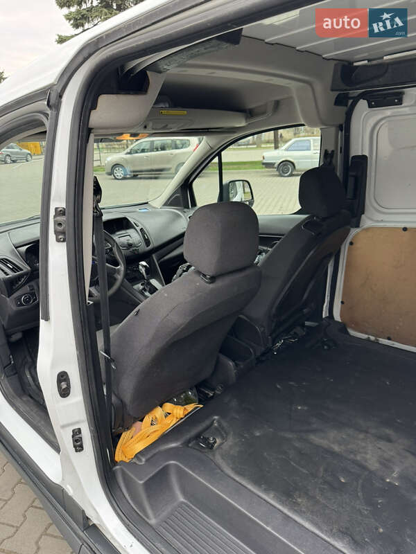 Грузовой фургон Ford Transit Connect 2014 в Черновцах