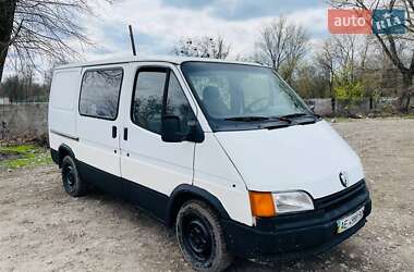 Минивэн Ford Transit Connect 2002 в 