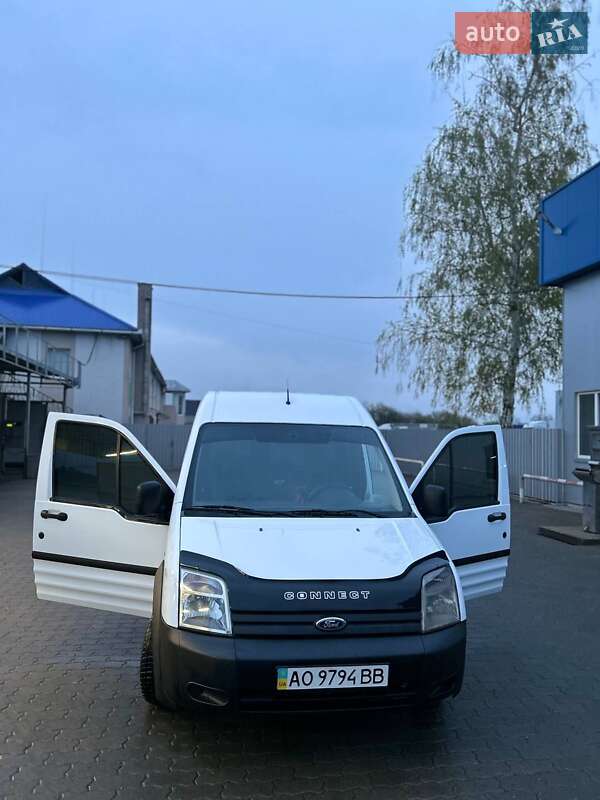 Минивэн Ford Transit Connect 2007 в Мукачево