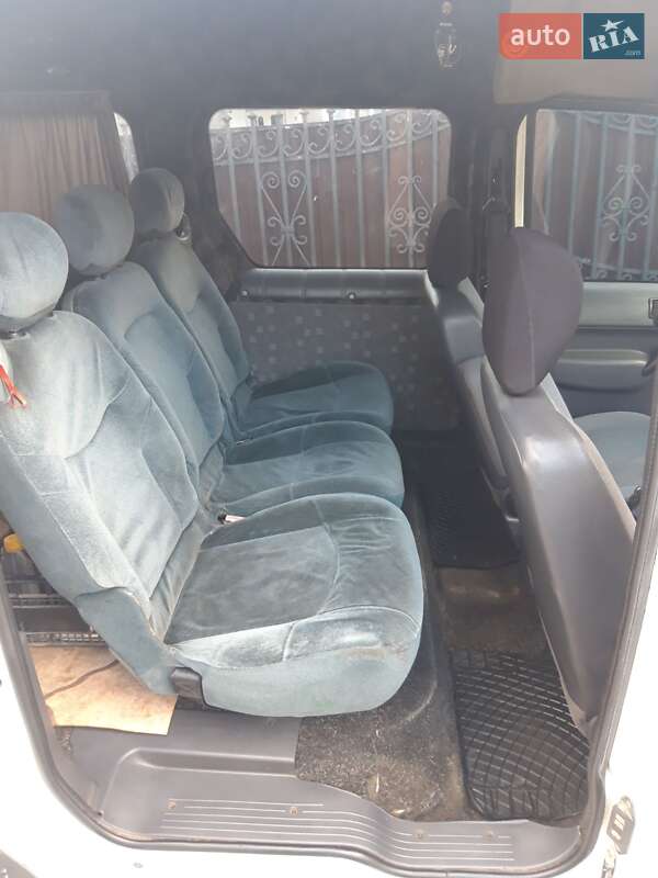 Мінівен Ford Transit Connect 2008 в Чернівцях