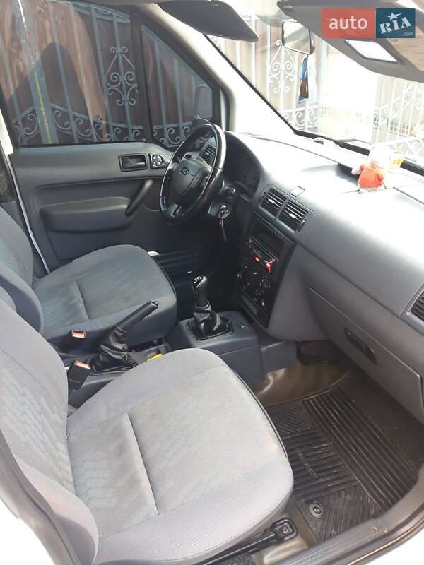 Мінівен Ford Transit Connect 2008 в Чернівцях