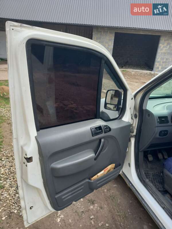Мінівен Ford Transit Connect 2006 в Калуші