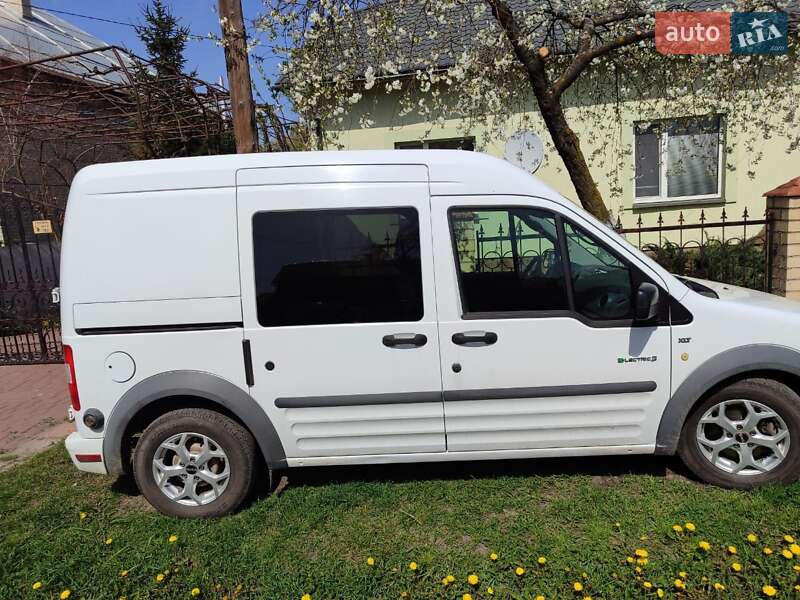 Мінівен Ford Transit Connect 2012 в Львові
