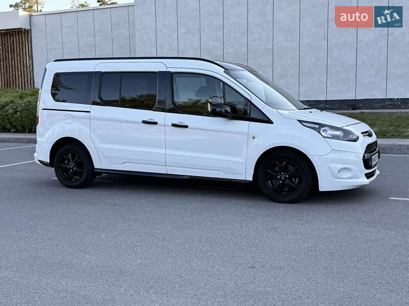 Минивэн Ford Transit Connect 2016 в Киеве