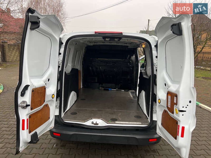 Вантажний фургон Ford Transit Connect 2015 в Луцьку