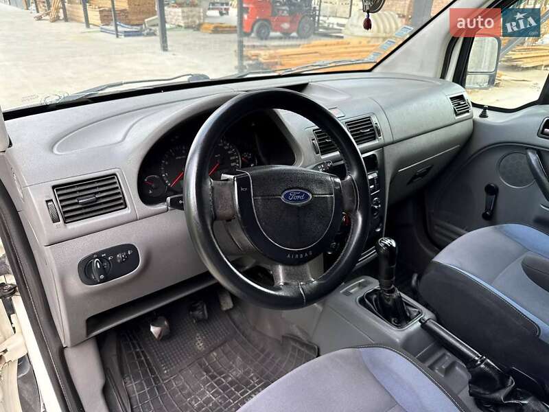 Мінівен Ford Transit Connect 2004 в Тернополі