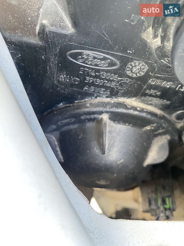 Вантажний фургон Ford Transit Connect 2013 в Києві