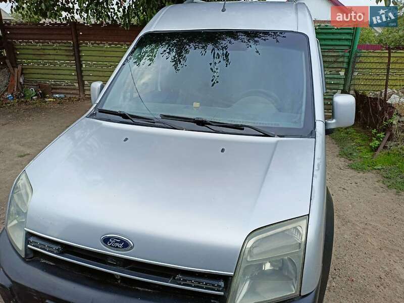 Грузовой фургон Ford Transit Connect 2003 в 