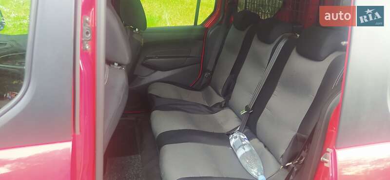 Минивэн Ford Transit Connect 2015 в Городке