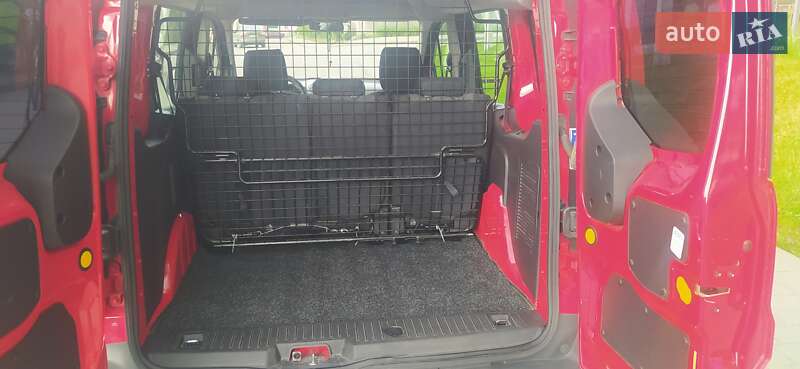 Минивэн Ford Transit Connect 2015 в Городке