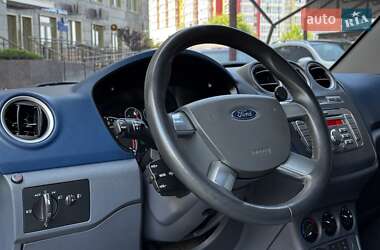 Минивэн Ford Transit Connect 2011 в 