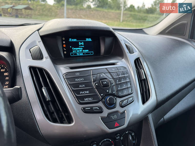 Грузовой фургон Ford Transit Connect 2017 в Полтаве