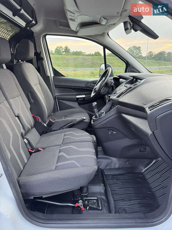Грузовой фургон Ford Transit Connect 2017 в Полтаве