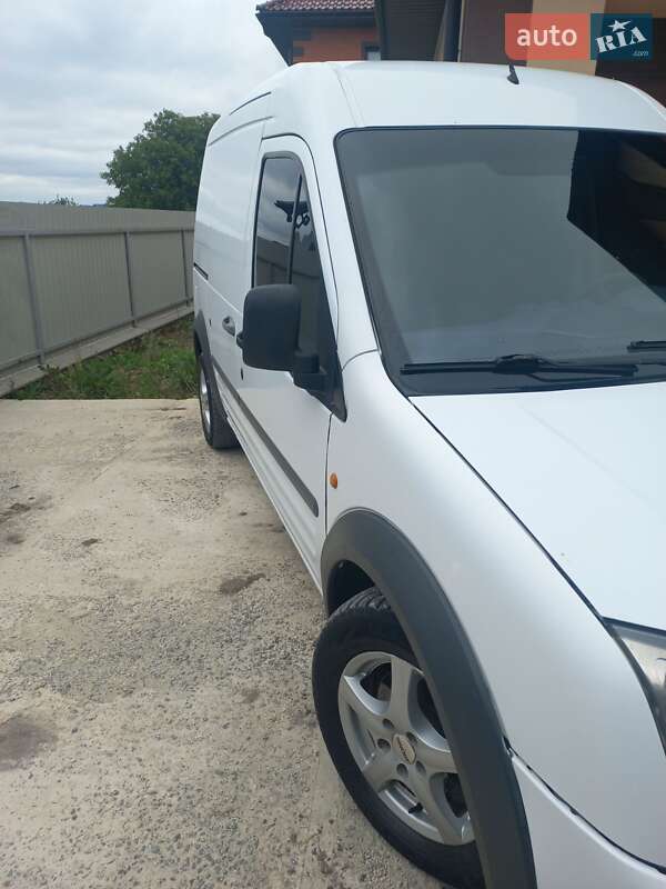 Вантажний фургон Ford Transit Connect 2013 в Тернополі