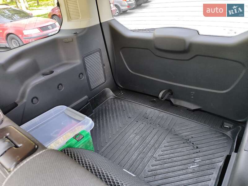 Мінівен Ford Transit Connect 2013 в Запоріжжі