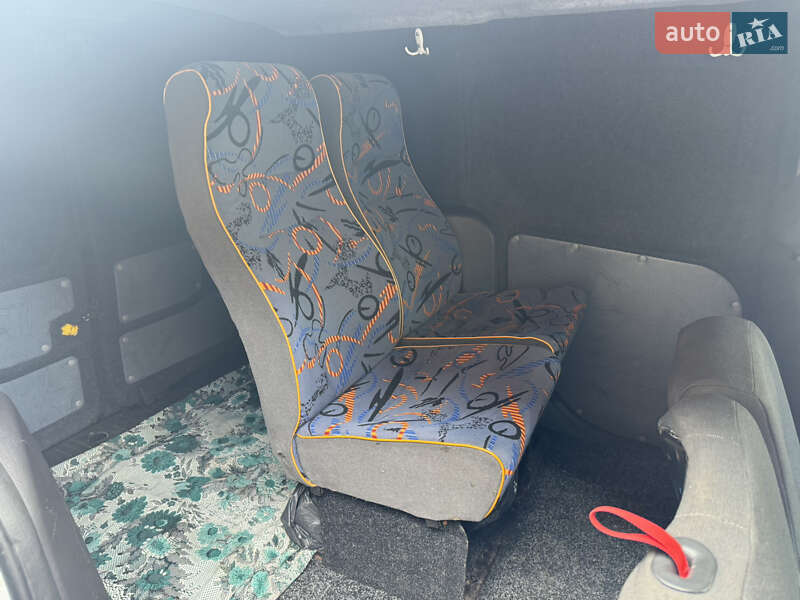 Грузовой фургон Ford Transit Connect 2016 в Сумах фото 16 Грузовой фургон Ford Transit Connect 2016 в Сумах