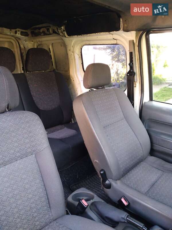 Мінівен Ford Transit Connect 2003 в Бучачі