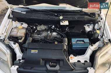 Грузовой фургон Ford Transit Connect 2011 в 