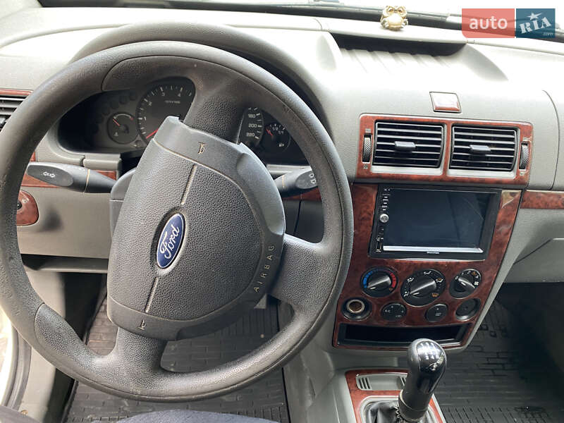 Минивэн Ford Transit Connect 2006 в Умани