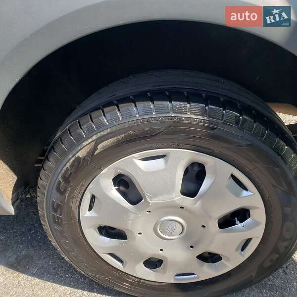 Вантажний фургон Ford Transit Connect 2013 в Харкові