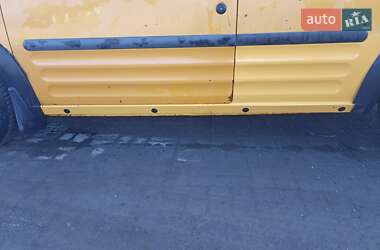 Грузовой фургон Ford Transit Connect 2004 в 