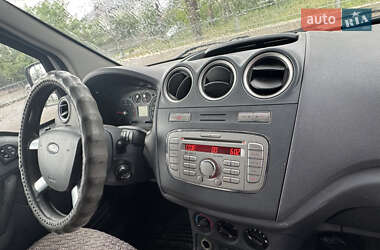 Грузовой фургон Ford Transit Connect 2013 в 