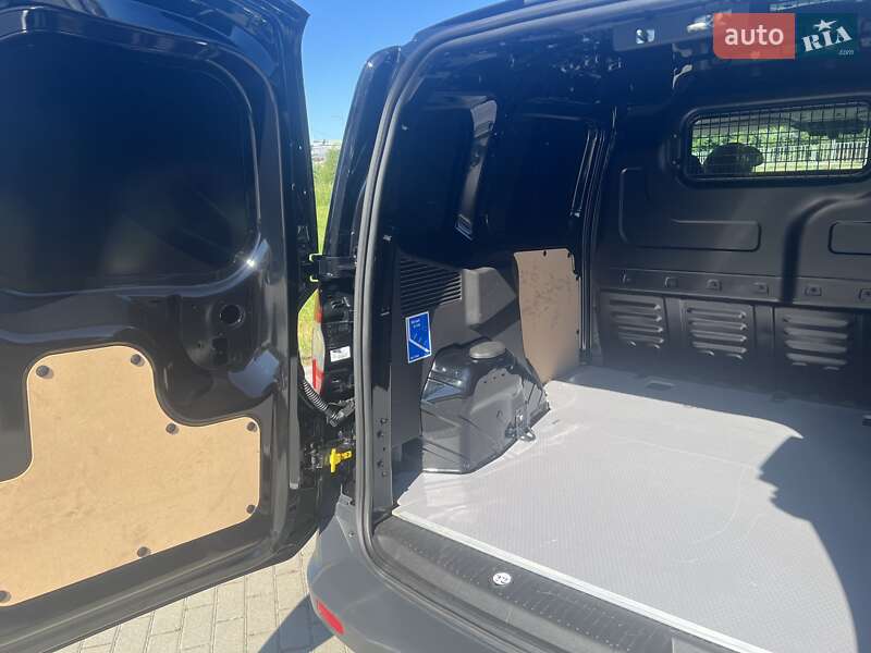 Вантажний фургон Ford Transit Connect 2022 в Львові