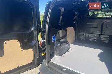 Грузовой фургон Ford Transit Connect 2022 в 
