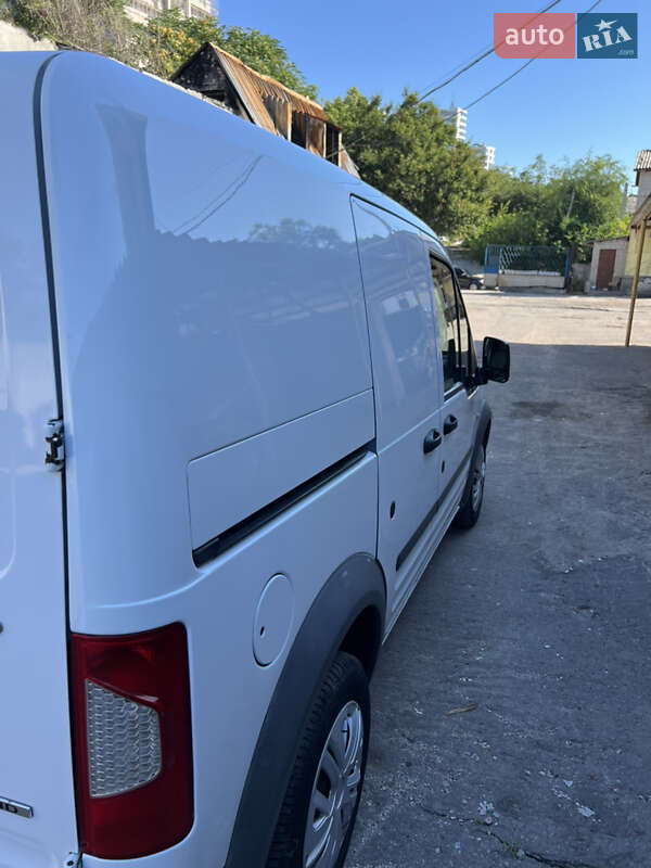 Вантажний фургон Ford Transit Connect 2012 в Дніпрі