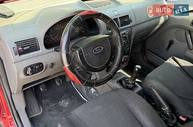 Минивэн Ford Transit Connect 2004 в 