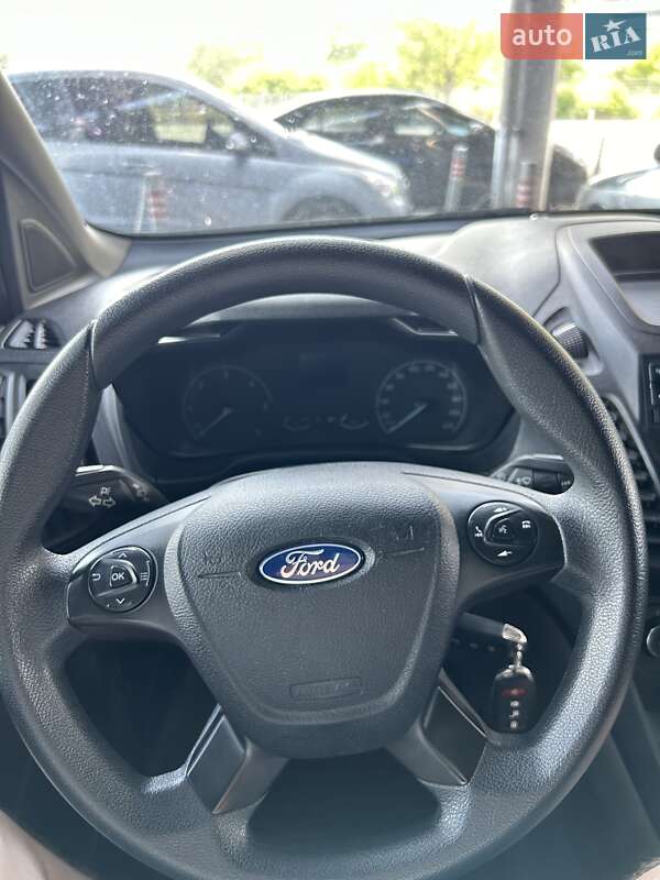 Вантажний фургон Ford Transit Connect 2019 в Івано-Франківську