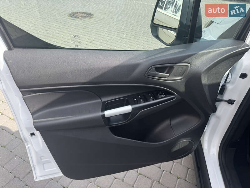 Мінівен Ford Transit Connect 2018 в Хмельницькому