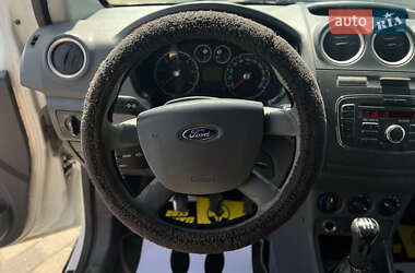 Грузовой фургон Ford Transit Connect 2013 в 