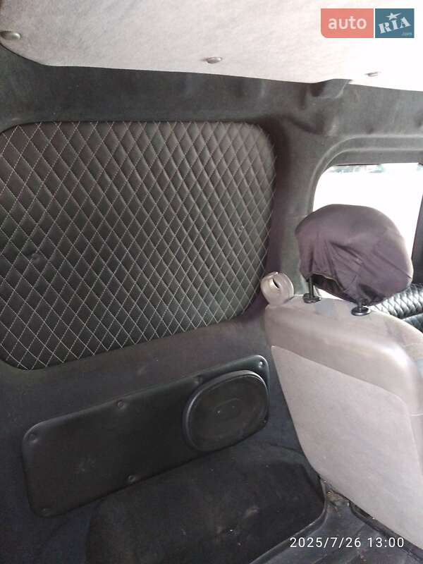 Минивэн Ford Transit Connect 2006 в Ичне