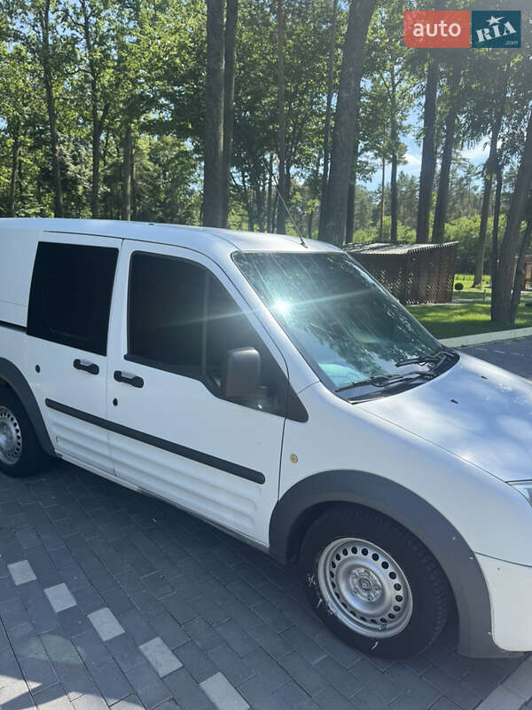 Грузовой фургон Ford Transit Connect 2010 в Шепетовке