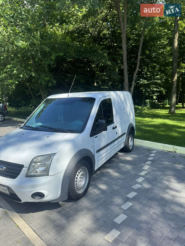 Грузовой фургон Ford Transit Connect 2010 в Шепетовке