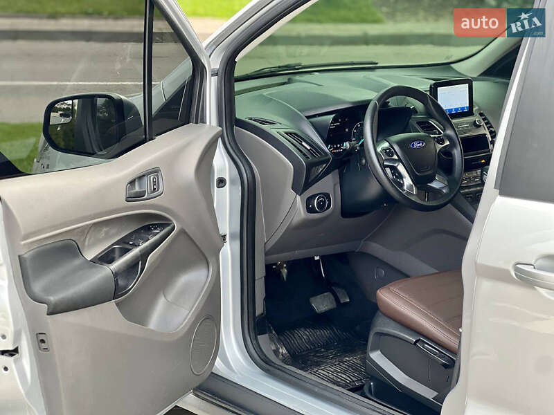 Мінівен Ford Transit Connect 2021 в Рівному