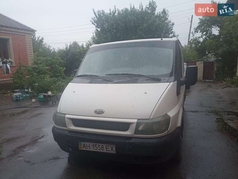 Ford Transit Connect 2005
