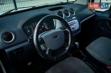 Грузовой фургон Ford Transit Connect 2011 в 