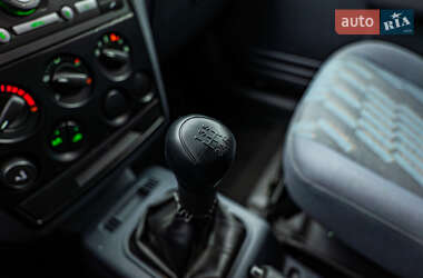 Мінівен Ford Transit Connect 2006 в 