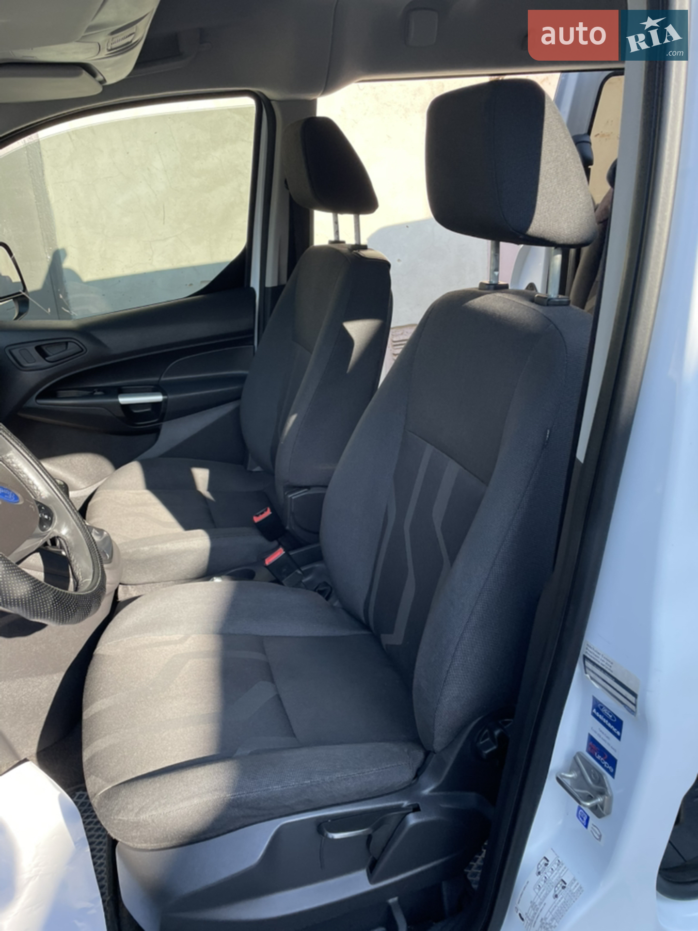 2015 Ford Transit Connect - мініатюра 14