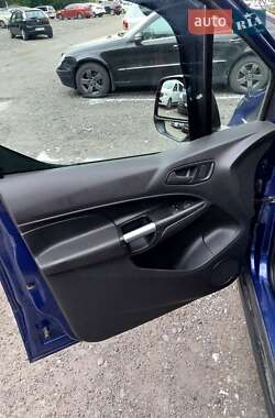 Вантажопасажирський фургон Ford Transit Connect 2015 в 