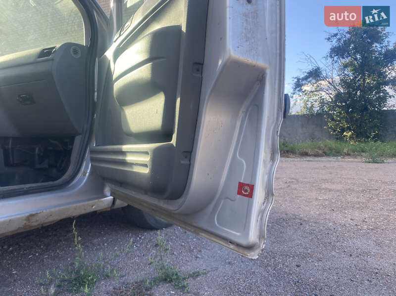 Грузовой фургон Ford Transit Connect 2004 в Сумах фото 5 Грузовой фургон Ford Transit Connect 2004 в Сумах